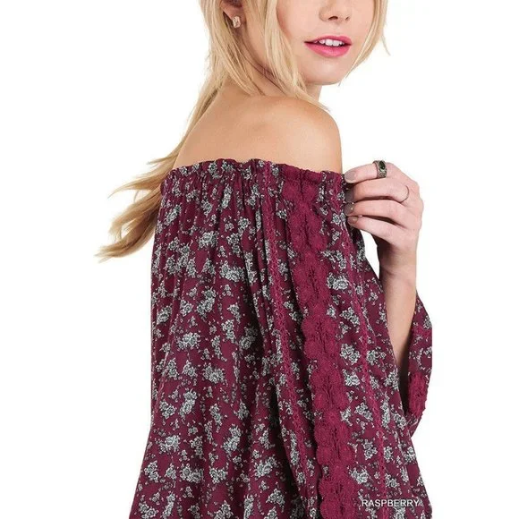 Umgee Floral & Lace  Top, Raspberry - Picture 2 of 4